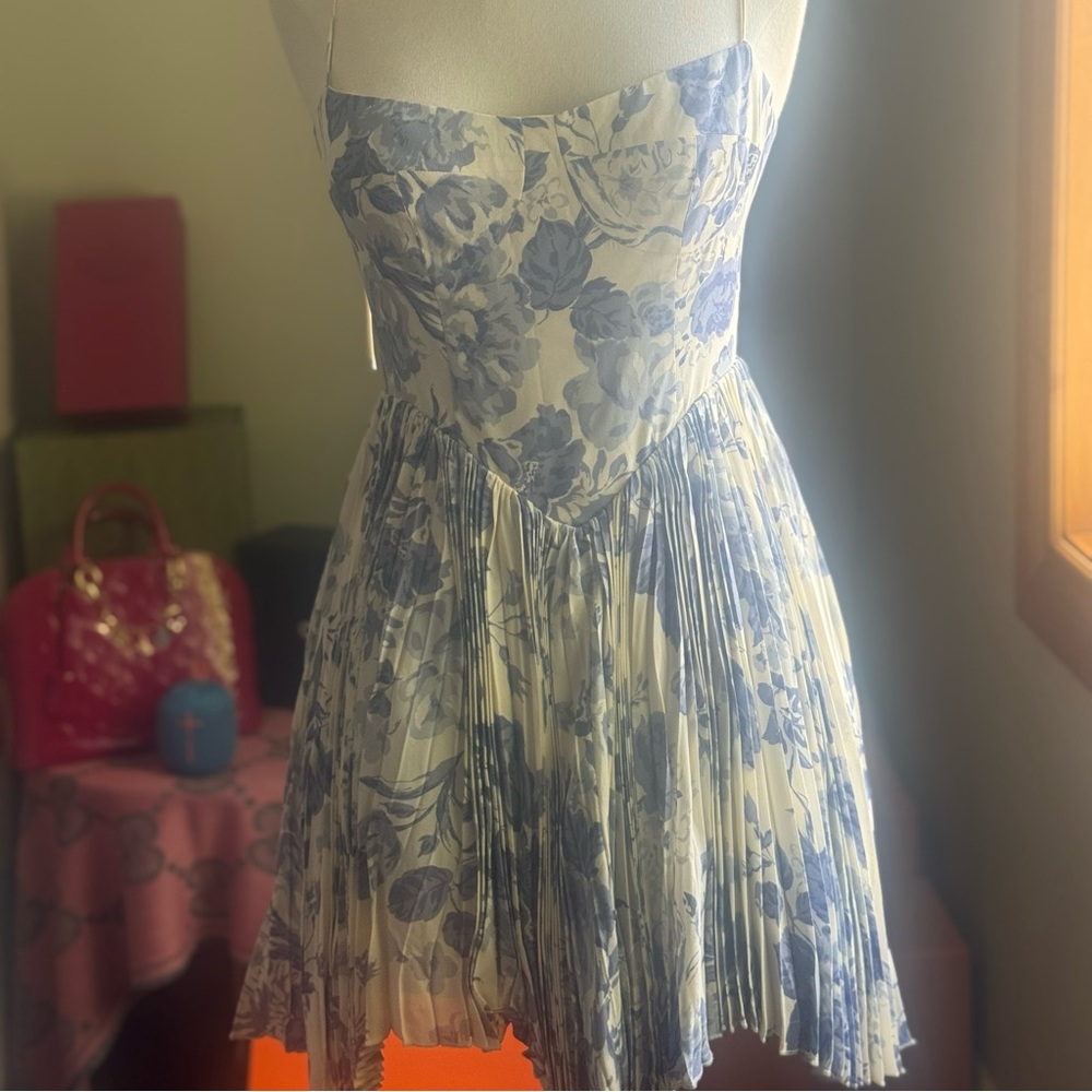 Reformation ⚡️BNWT⚡️ "Ezlynn" Dress - Picture 4 of 15